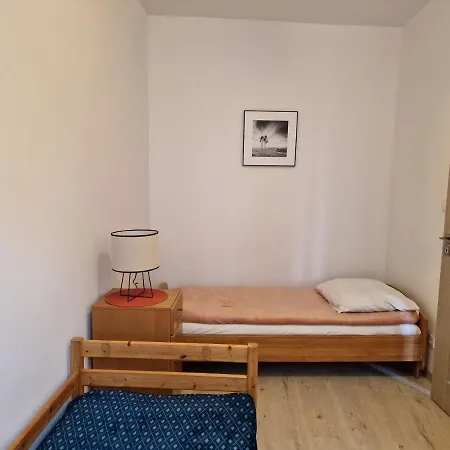 Noclegi Lesna Leśna