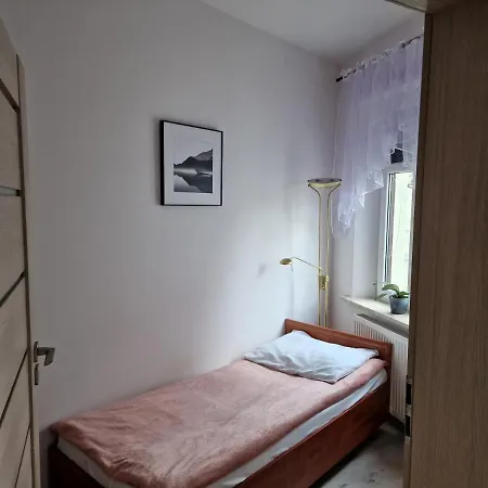 公寓 Noclegi Lesna Leśna