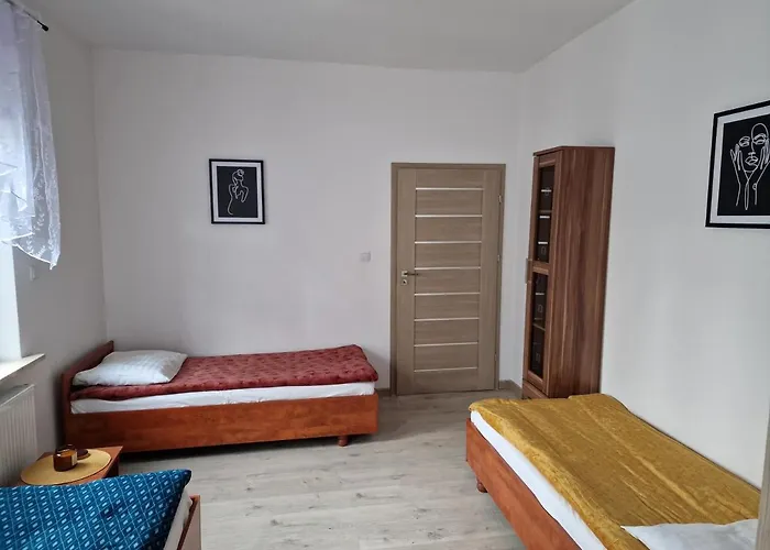 Noclegi Lesna Лесьна