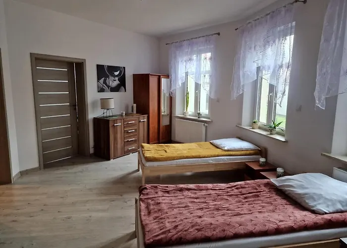 Noclegi Lesna Лесьна