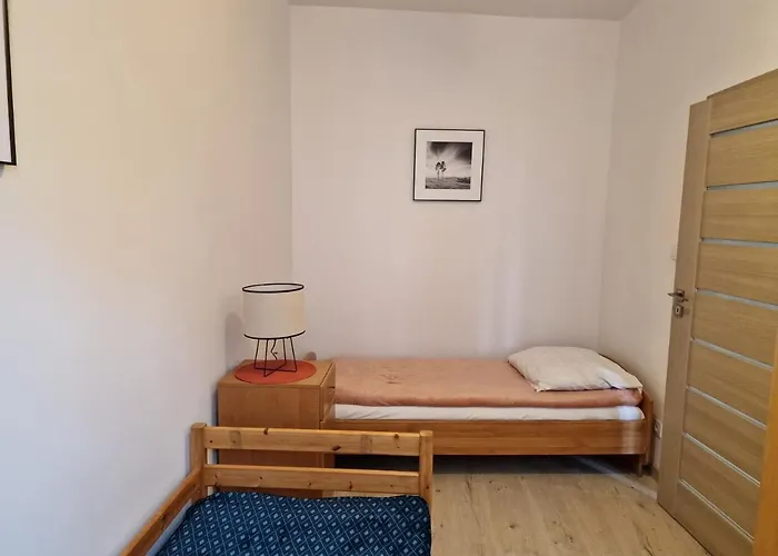 Noclegi Lesna Лесьна